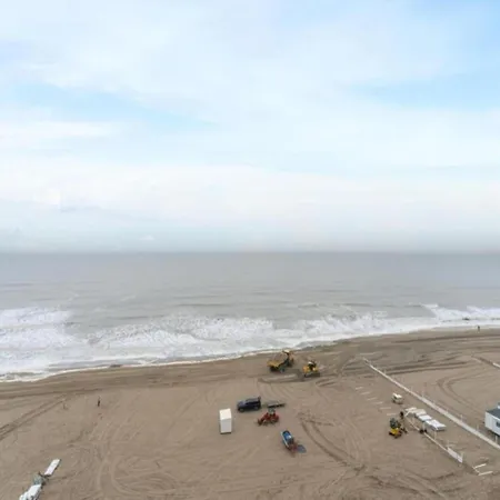 In Near Tennis Club * Blankenberge