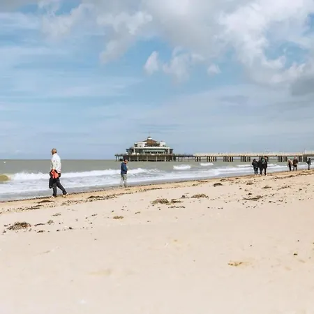 In Near Tennis Club Apartament *