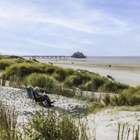 In Near Tennis Club Apartament