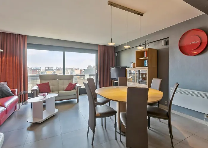 In Near Tennis Club Apartment