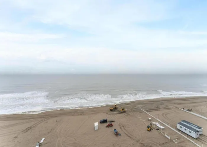 In Near Tennis Club * Blankenberge